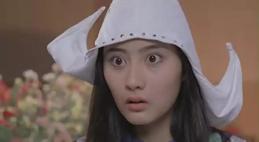 周星驰电影中最惊艳观众的9位女明星①朱茵《大话西游》,②张敏《逃