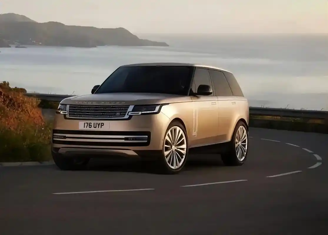 路虎揽胜坐地起价!官方涨价,经销商加价,消费者快被薅秃了?