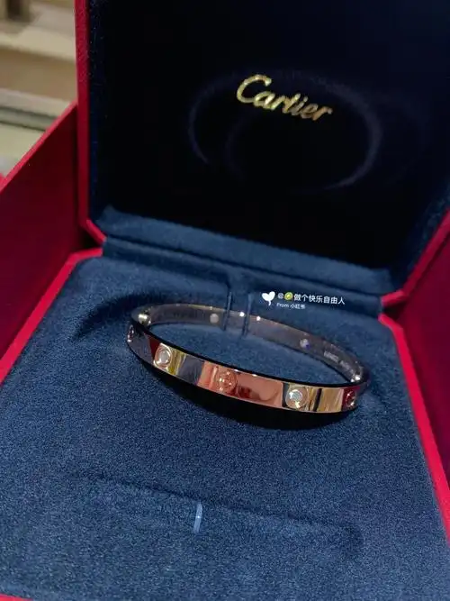 卡地亚手镯