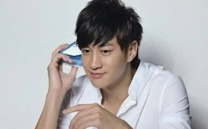 原创何润东3次向孙俪表白被拒转身娶了百货柜姐如今幸福吗