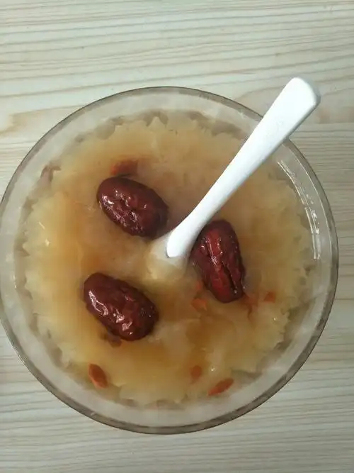 那一缕飞扬的思绪做的红枣银耳汤