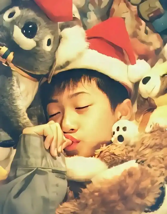 可可爱爱的小多多.#檀健次新一轮考古又来了 #从小到大的变化 - 抖音