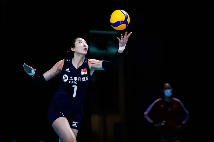中国女排世联赛大名单出炉队长悬念揭晓姚迪没有回归