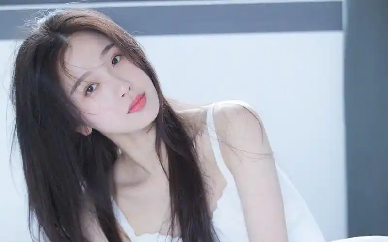 虞书欣桌面壁纸 清新甜美 清纯写真