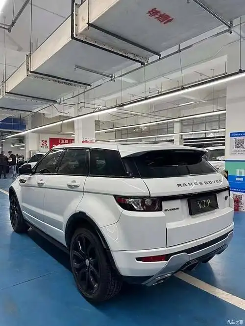 98万 新到16年路虎极光,2.0t,四驱