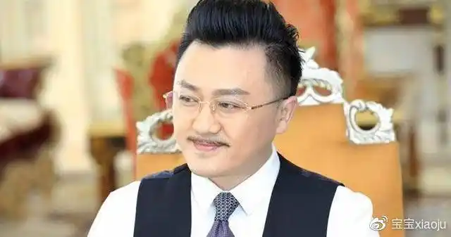 还珠格格小凳子才是人生赢家娶小20岁娇妻喜得双胞胎小伙