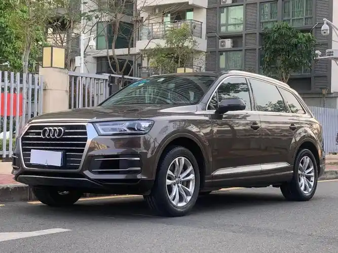 深圳2016年7月奥迪奥迪q72016款45tfsisline运动型香槟色手自一体