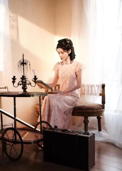 张予曦民国大小姐造型