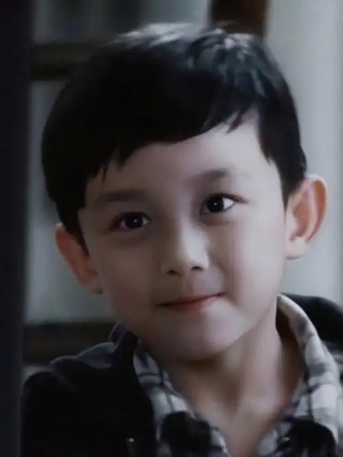 吴磊小时候这么可爱谁不喜欢呢