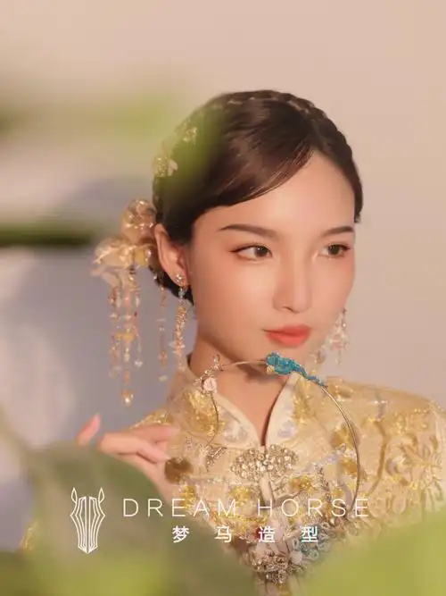 超短发中式新娘