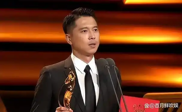 戏里倾倒众生戏外专情一人5位不滥情的男星打着灯笼都难寻