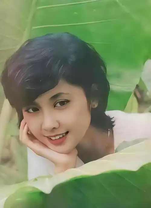 嫁圈外丈夫43年无儿无女,72岁风韵犹存|杨洁|女儿国|徐少华|白骨精|唐