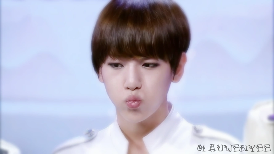 求白贤在快乐大本营的嘟嘴图