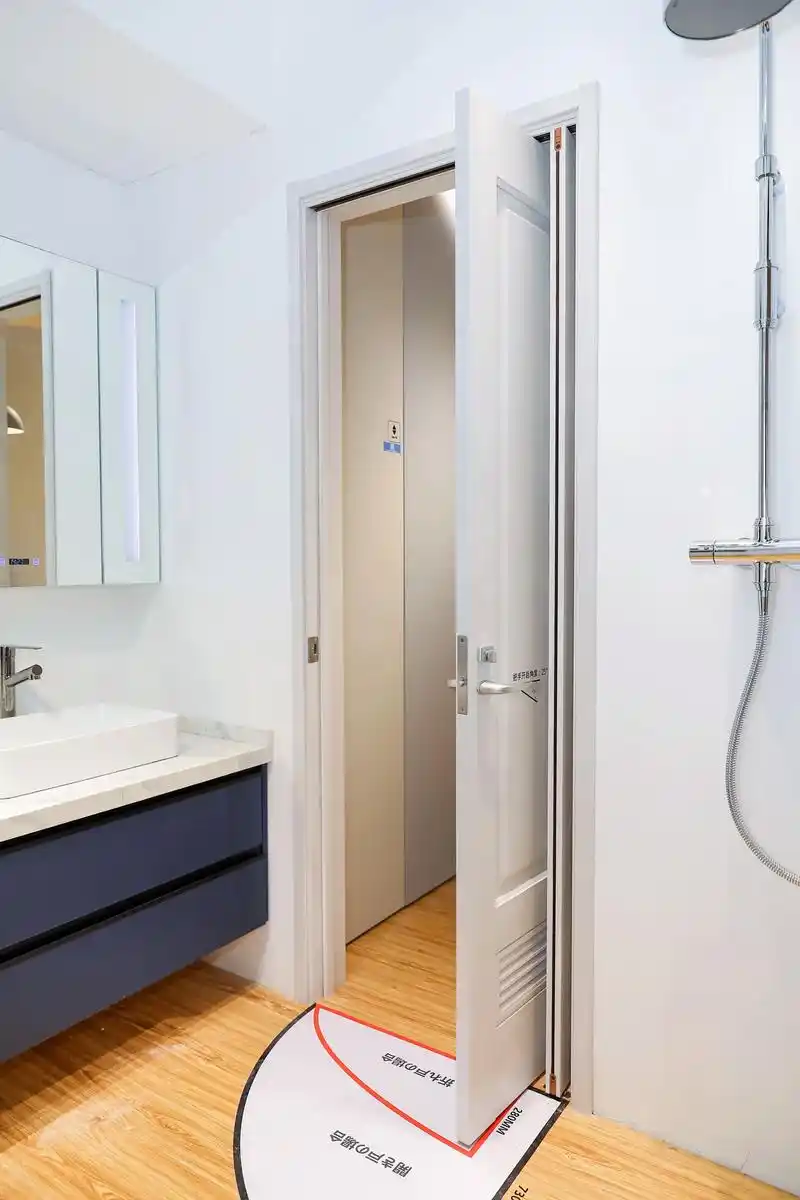 日门三七开折叠门小空间必备日式隔断门#装修设计  #木门   - 抖音