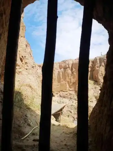 水洞沟藏兵洞-"水洞沟藏兵洞是整个水洞沟景区最后一个参观.