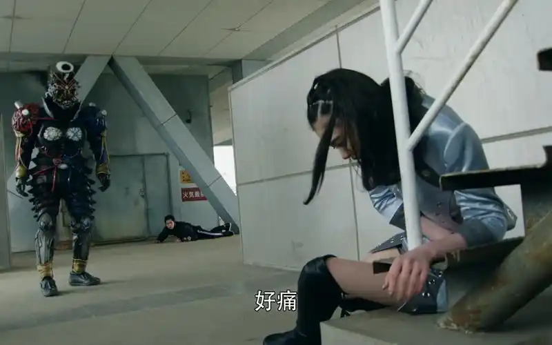 假面骑士zi-o19话,woz袭击奥拉,虐爆异质quiz_哔哩哔哩 (゜-゜)つロ