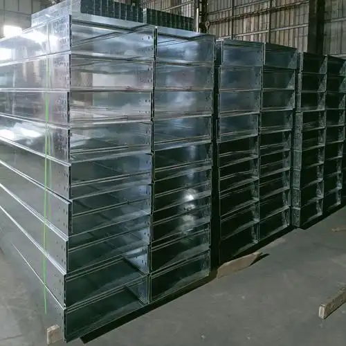 广东桥架厂 槽式竖井 热浸锌竖井桥架 垂直竖井线槽 2米 4米 6米