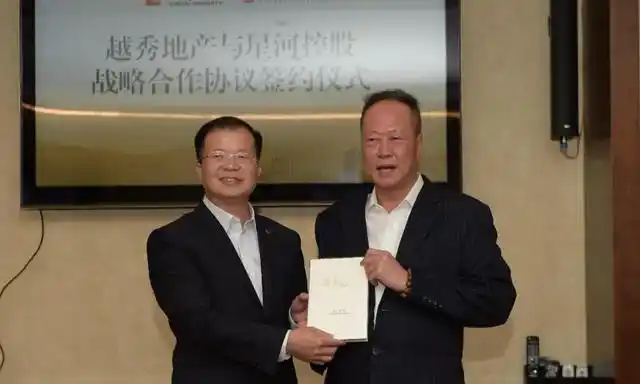 深圳房地产大佬黄楚龙公司资产千亿却不上市几乎零负债