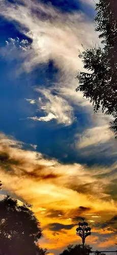 甘肃省临夏的黄昏傍晚(手机即景)