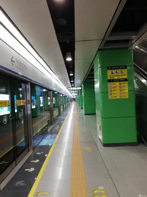 咱给深圳地铁公司在开展抗击新型冠状病毒肺炎点赞