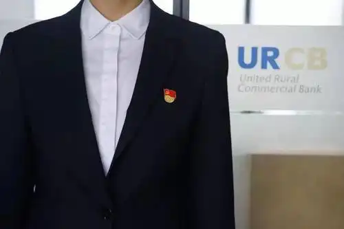 七一建党日作为党员这样佩戴党徽才正确