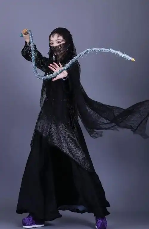 古装剧女星耍鞭子热巴侠骨柔情赵丽颖展洪荒之力许晴