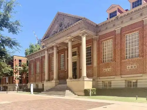 澳大利亚阿德莱德大学