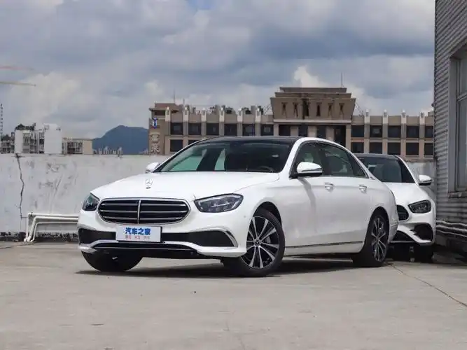 北京奔驰 奔驰e级新能源 2022款 改款三 e 350 e l 插电式混合动力