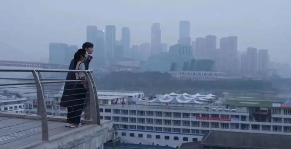 肖战重庆同款打卡朝天门码头!