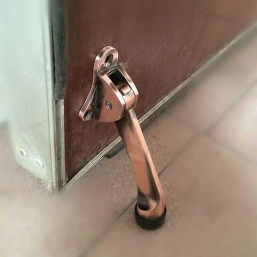 肯德基门挡 橡胶门顶 挡门器 防撞门阻 器 免打孔门档 门塞 促销