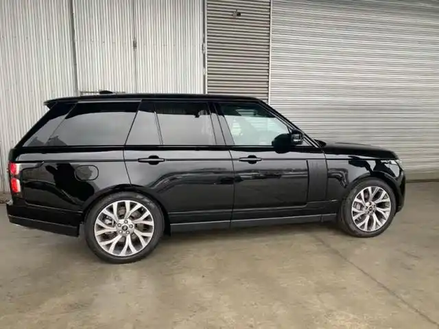 2021款路虎揽胜行政30t欧版现车133万