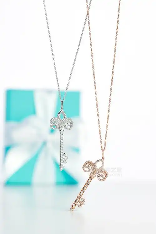 蒂芙尼tiffany keysfleur de lis 18k玫瑰金镶钻鸢尾花造型项链项链