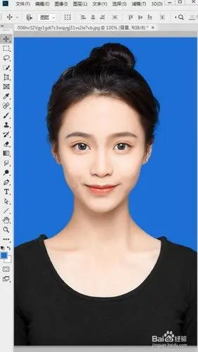 如何将蓝底改为红底照片?