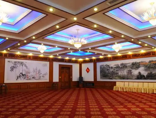 北京钓鱼台国宾馆5号楼百人厅