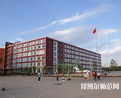 曲靖幼儿师范技工学校网站网址