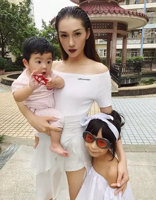 过期米线线喵厨娘和天使写真套图合集米线线sama高清写真资源