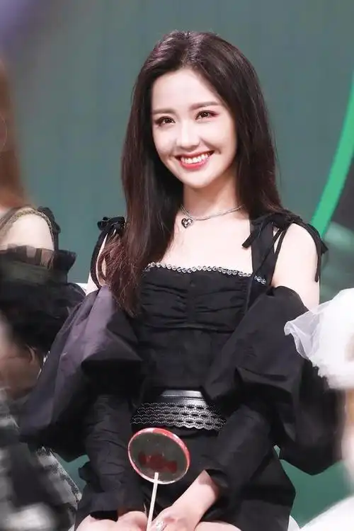 《美女系列》——王艺瑾「上」