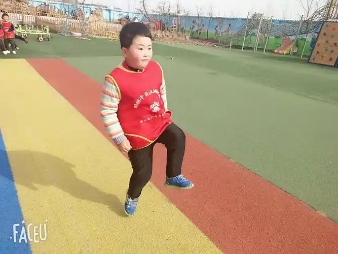 练习单脚跳比赛