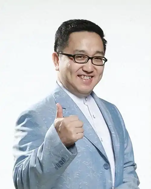 娱乐圈有个明星叫句号,他的人生经历很精彩