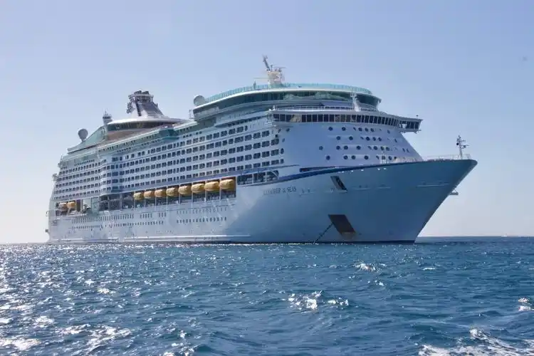 royal caribbean cruise ship