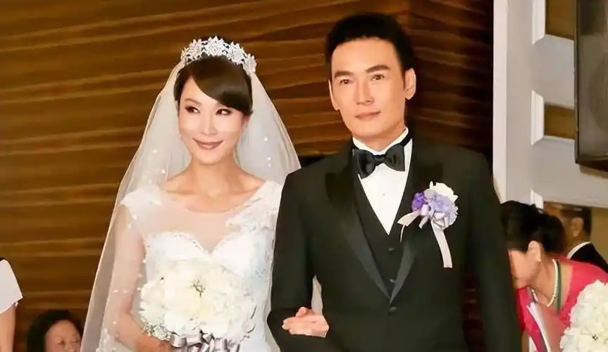 第一"古装男神":为留住女儿将上亿身家给前妻,如今再度走红_焦恩俊