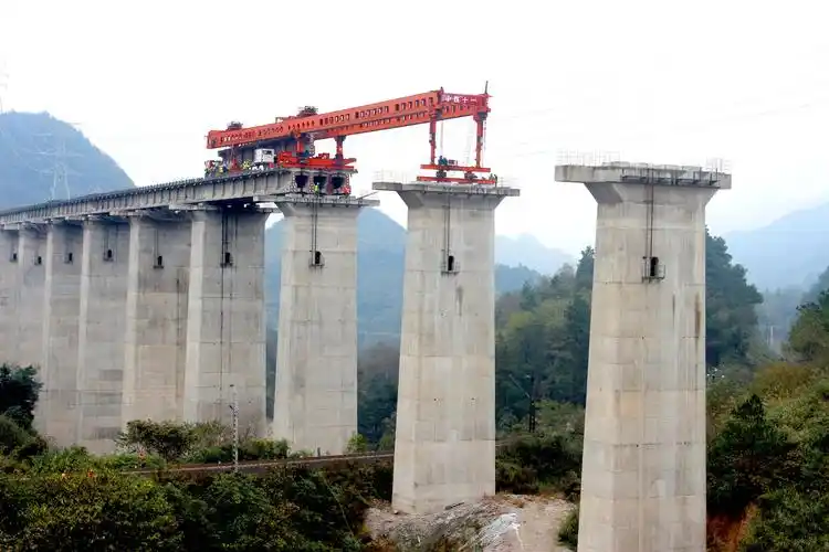 中国铁建参建渝贵铁路全线运营重庆至贵阳2小时可达