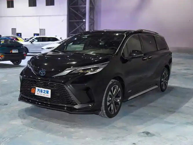 一汽丰田 格瑞维亚 2022款 2.5l混动 尊爵版