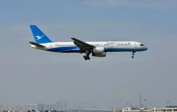 周末晚安逸读|波音757客机正式退役,厦航迎来中国民航第2000架飞机737