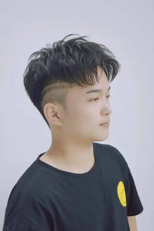 二月二龙抬头,男士发型就剪这几种,让你变个人_头发_造型_头顶