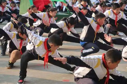 北塔小学快乐大课间活动