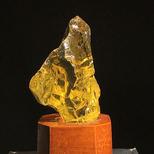 天然巴西黄水晶原石大块能量疗愈石供佛招财转运摆件