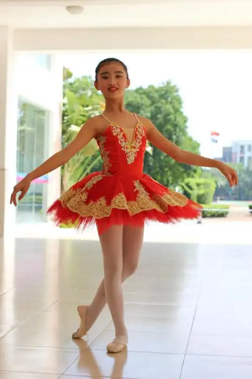 滨海第九小学 五年级(8)班周芊芊同学