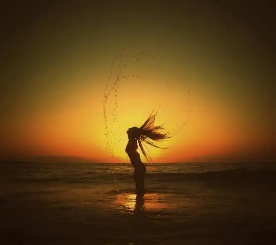 美女,日落,美女,剪影,美女海边甩头发剪影壁纸