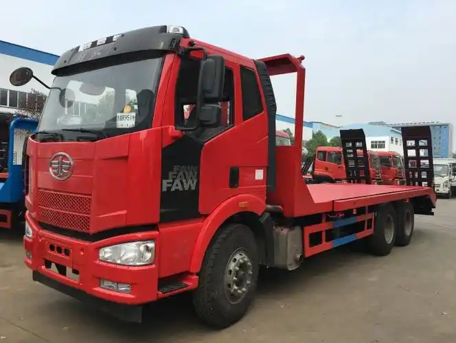 国五解放后八轮平板运输车